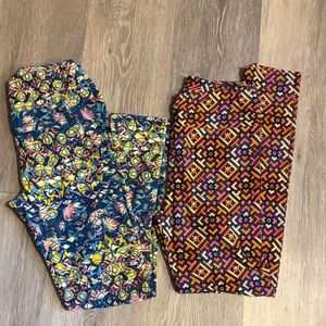 Colorful Patterned leggings bundle EUC